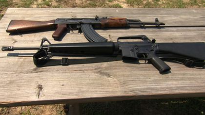 Kalašnikov versus M16